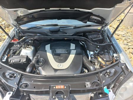 2008-Mercedes-Benz-ML-500-Auto_3