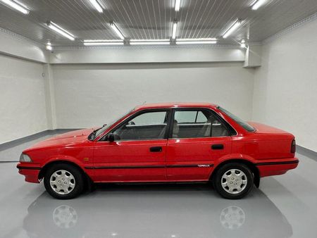 1992-Toyota-Corolla-16-GLX-Auto_4