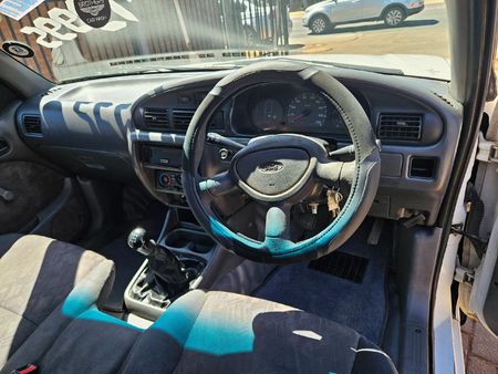 2000-Ford-Ranger-1800-SWB_8