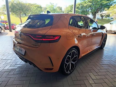 2023-Renault-Megane-RS-300-Trophy-EDC_11