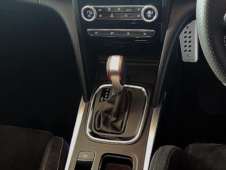 2023-Renault-Megane-RS-300-Trophy-EDC_19