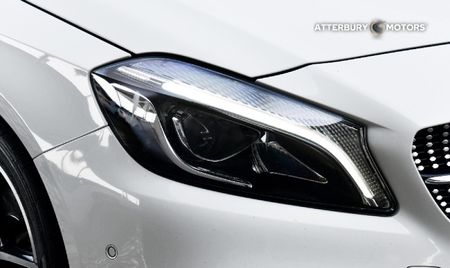 2016-Mercedes-Benz-A-Class-A-200d-AMG_15