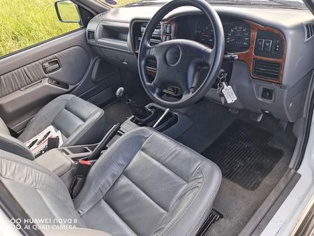 1999-Isuzu-Frontier-280-DT-LX_15