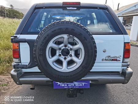 1999-Isuzu-Frontier-280-DT-LX_5
