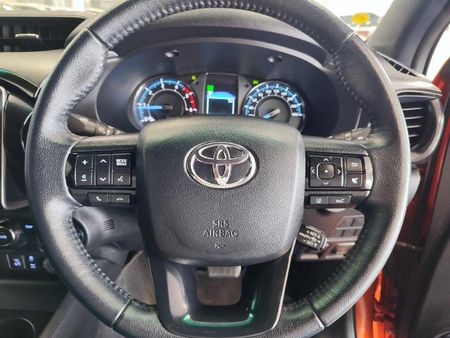 2021-Toyota-Hilux-28-GD-6-Raised-Body-Legend-RS-4x4-Auto-Double-Cab_10