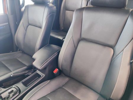 2021-Toyota-Hilux-28-GD-6-Raised-Body-Legend-RS-4x4-Auto-Double-Cab_12