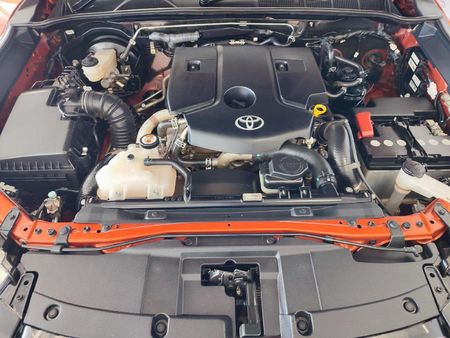 2021-Toyota-Hilux-28-GD-6-Raised-Body-Legend-RS-4x4-Auto-Double-Cab_8