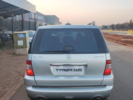 2002-Mercedes-Benz-ML-55-AMG_5