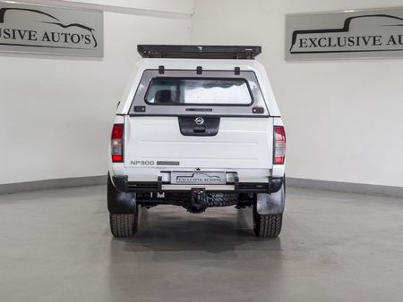 2018-Nissan-NP300-25-TDi-4x4-Double-Cab_4