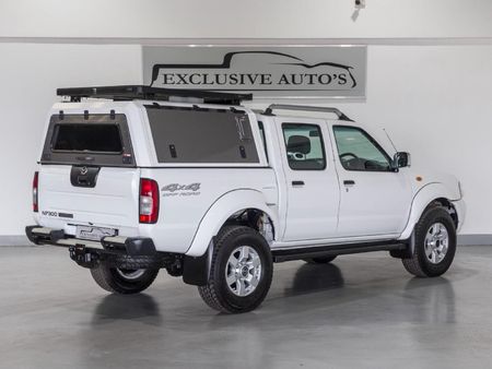 2018-Nissan-NP300-25-TDi-4x4-Double-Cab_5