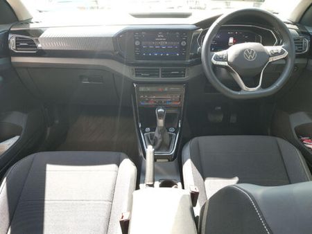 2023-Volkswagen-T-Cross-10-TSI-Highline-Auto_10