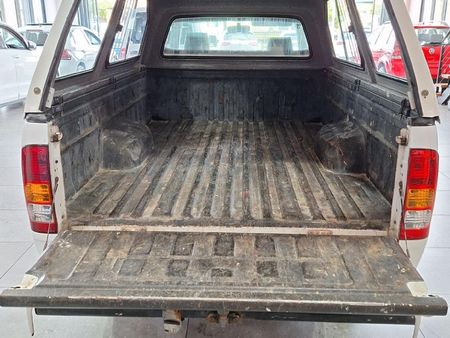 2006-Toyota-Hilux-25-D-4D-SRX-Single-Cab_4