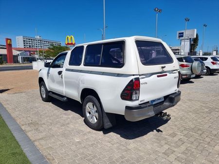 2018-Toyota-Hilux-24-GD-6-SRX-4x4-Single-Cab-Auto_2