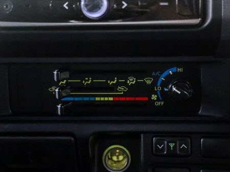 2021-Toyota-Land-Cruiser-70-70-45-D-Single-Cab_15