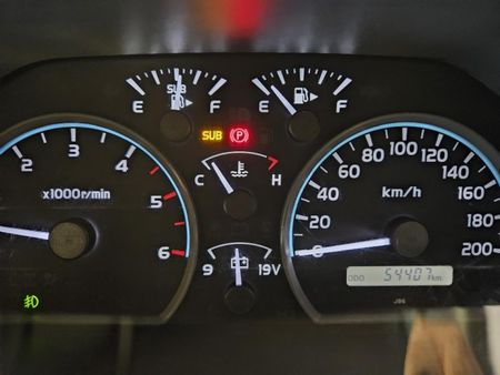 2021-Toyota-Land-Cruiser-70-70-45-D-Single-Cab_18