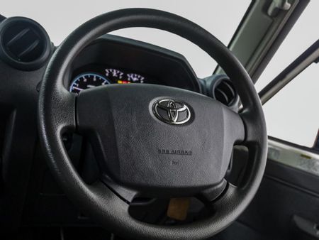 2021-Toyota-Land-Cruiser-70-70-45-D-Single-Cab_19
