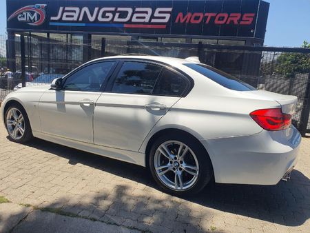 2018-BMW-3-Series-320d-M-Sport-Auto_6
