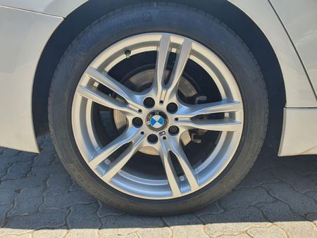 2018-BMW-3-Series-320d-M-Sport-Auto_8