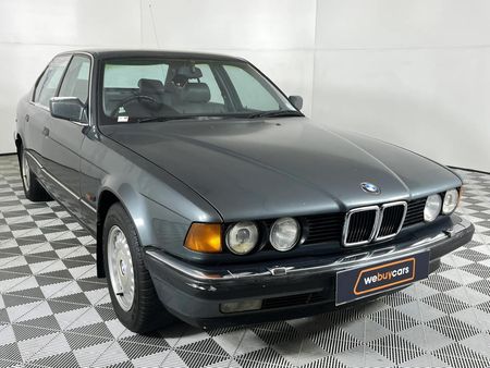 1990-BMW-7-Series-735i-Auto_3