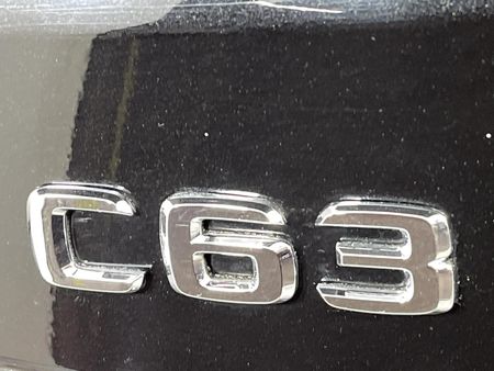 2012-Mercedes-AMG-C-Class-C63-AMG_11