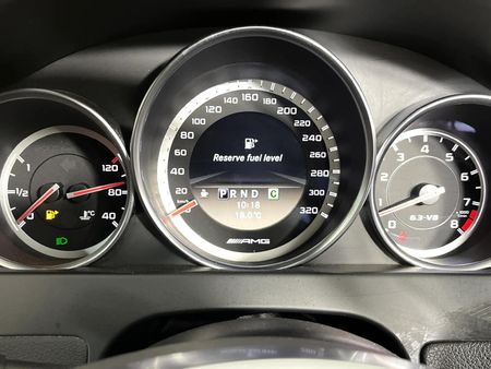 2012-Mercedes-AMG-C-Class-C63-AMG_2