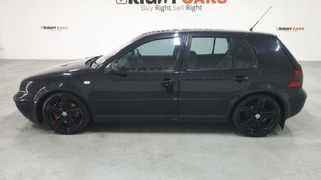 2004-Volkswagen-Golf-4-GTI-18T_3