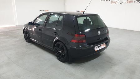 2004-Volkswagen-Golf-4-GTI-18T_5