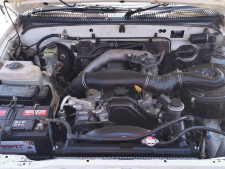 2001-Toyota-Hilux-3000-KZ-TE-Raider-Raised-Body-Single-Cab_10
