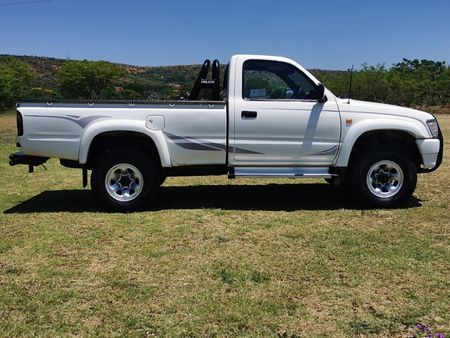 2001-Toyota-Hilux-3000-KZ-TE-Raider-Raised-Body-Single-Cab_4