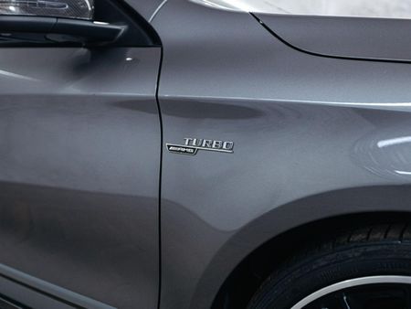 2015-Mercedes-AMG-CLA-45-AMG_5