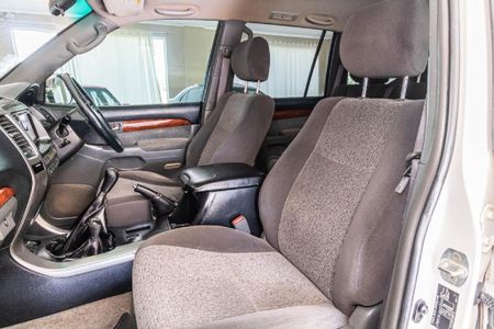 2009-Toyota-Land-Cruiser-Prado-30-TDI-GX-5-dr_9