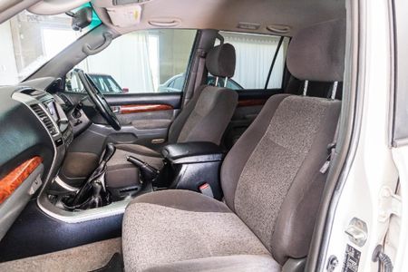 2009-Toyota-Land-Cruiser-Prado-30-TDI-GX-5-dr_10
