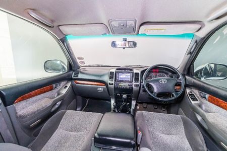 2009-Toyota-Land-Cruiser-Prado-30-TDI-GX-5-dr_12