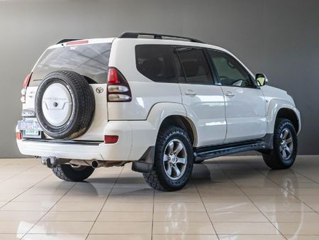 2009-Toyota-Land-Cruiser-Prado-30-TDI-GX-5-dr_5