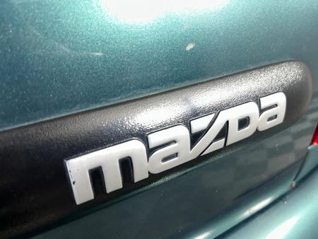 1997-Mazda-121-Soho-13-5-dr_10