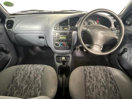 1997-Mazda-121-Soho-13-5-dr_1