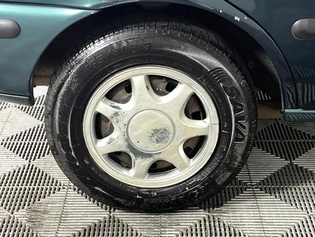 1997-Mazda-121-Soho-13-5-dr_5