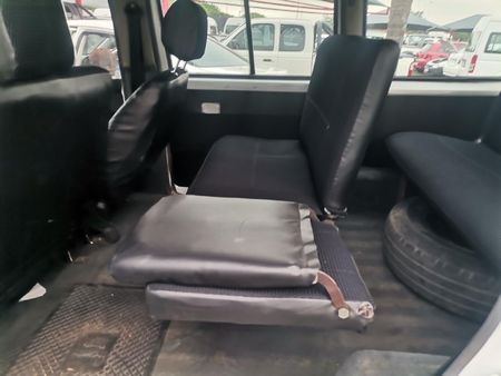 1994-Toyota-Venture-1800-8-seat_9