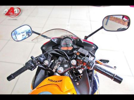 2013-Honda-Cbr-125r_6