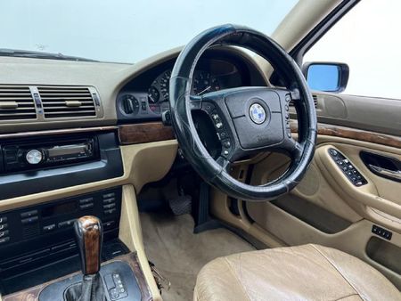 1998-BMW-5-Series-540i-Auto_7