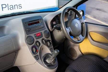 2008-Fiat-Panda-12-Dynamic_12