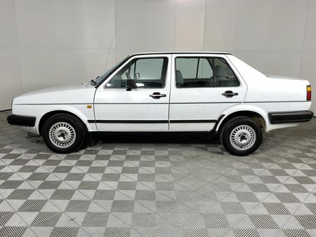 1986-Volkswagen-Jetta-II-18-CLX-Auto_16