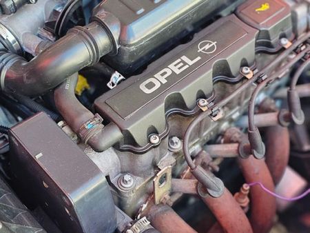 2007-Opel-Corsa-Utility-18-Sport_9