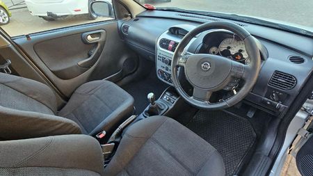 2007-Opel-Corsa-Utility-18-Sport_1
