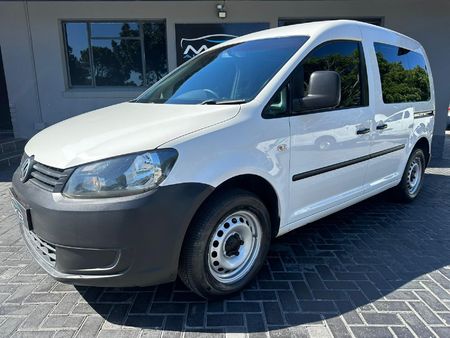2017-Volkswagen-Caddy-16-TDI-55kW-SWB-Panel-Van_2