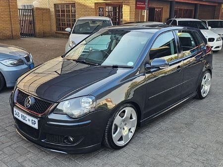 2006-Volkswagen-Polo-20-Highline_1