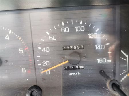 1997-Toyota-Hilux-2400-D-Single-Cab_12