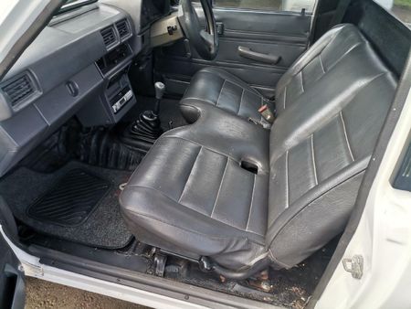 1997-Toyota-Hilux-2400-D-Single-Cab_8