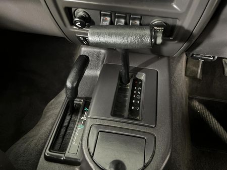 2001-Jeep-Cherokee-40L-Sport_10