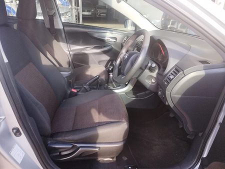 2016-Toyota-Corolla-Quest-16_6